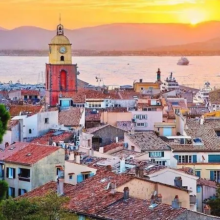 펜션 Domaine Des Vignes Golfe De Saint Tropez 코골렝